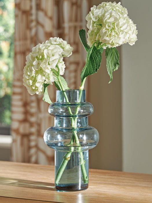Vallmen Vase