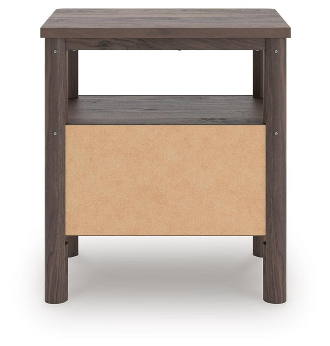 Pamytta Queen Upholstered Panel Bed, Dresser, Mirror and Nightstand