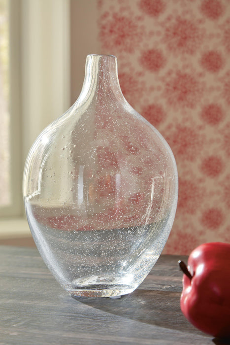 Kurthorne I/O Vase