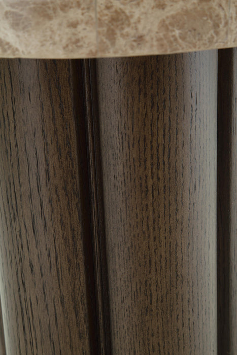 Darimore Chair Side End Table