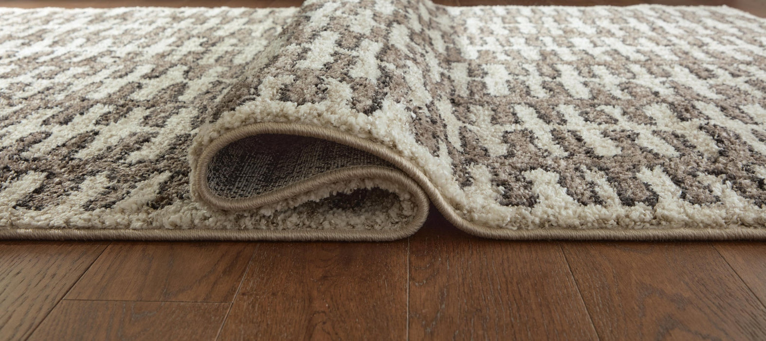 Cartlett Extra Large Rug